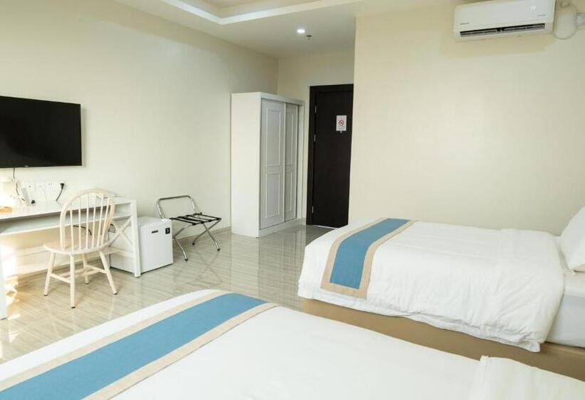 هتل Hampton Suites