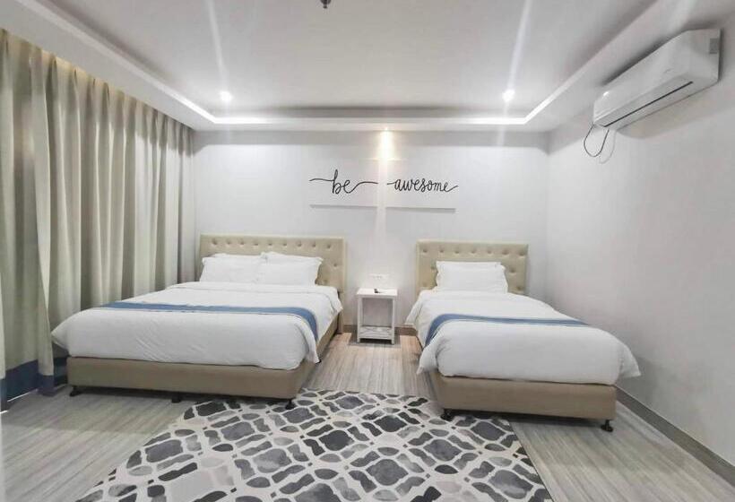 هتل Hampton Suites