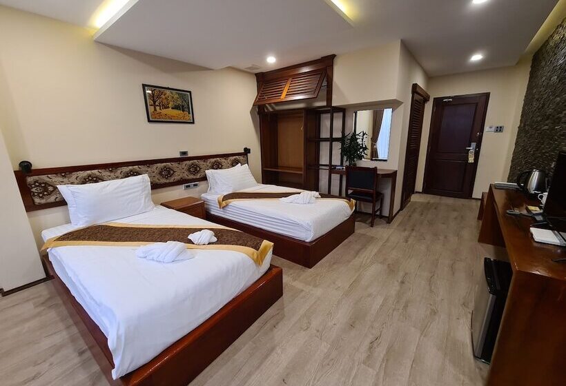 هتل Lisha Grand
