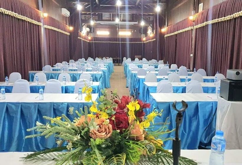 Отель Lisha Grand