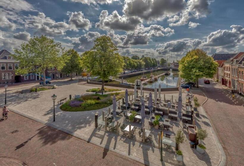 Отель Mondragon