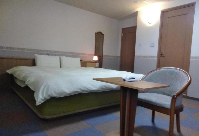 בית מלון כפרי Nicein