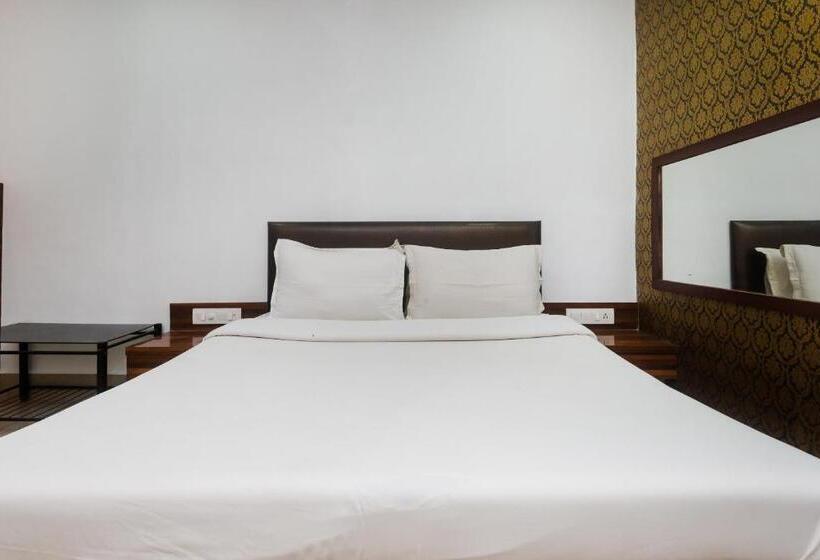 هتل Spot On 37530 Selfie Dhaba