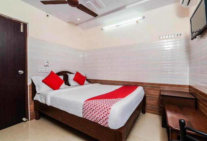 Super Hotel O Varsha Grand Residence