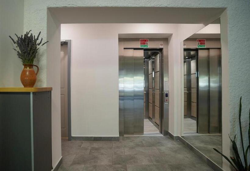 فندق Szalajka Fogadó és étterem