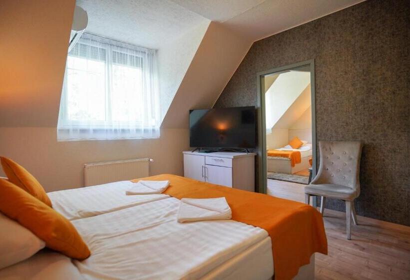 ホテル Szalajka Fogadó és étterem