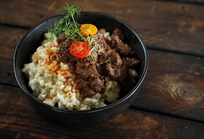 ホテル Szalajka Fogadó és étterem