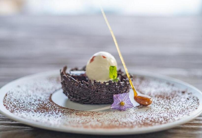 בית מלון כפרי The Beach House By Reveal