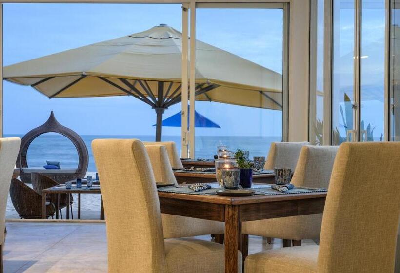 בית מלון כפרי The Beach House By Reveal