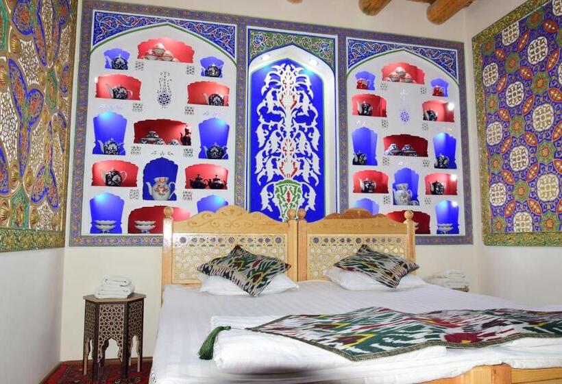 פנסיון Koh I Noor