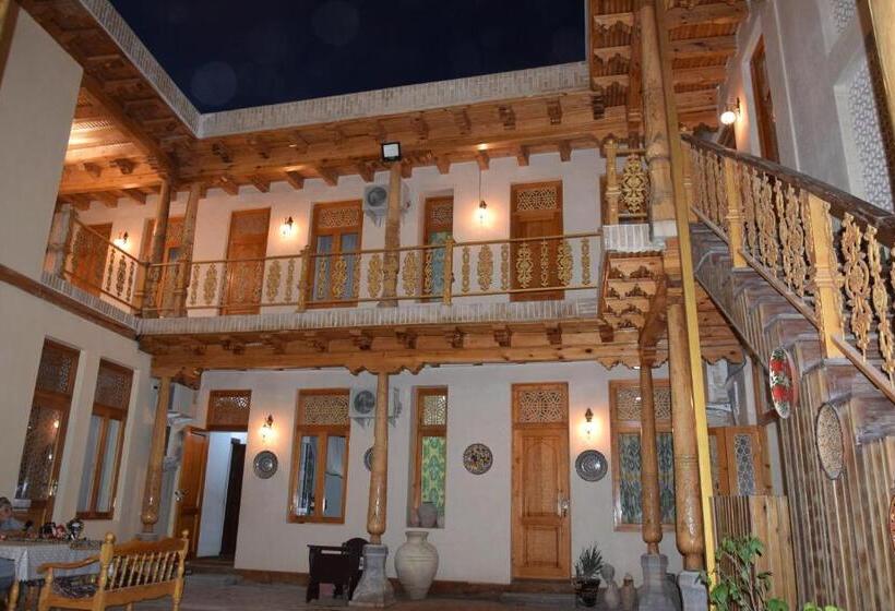 פנסיון Koh I Noor