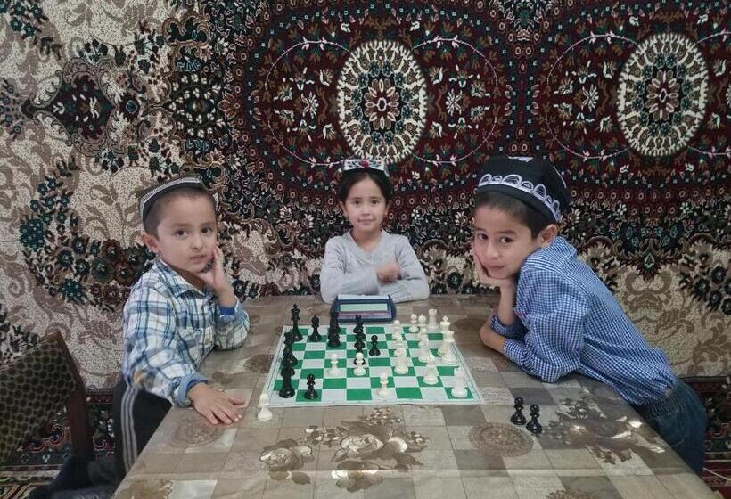 بنسيون Optimist