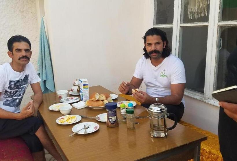 بنسيون Optimist