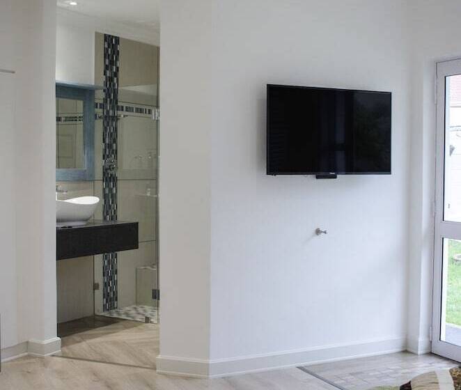 膳宿费 Somerset View Guest House