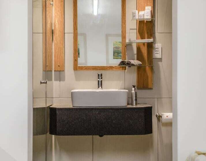 膳宿费 Somerset View Guest House