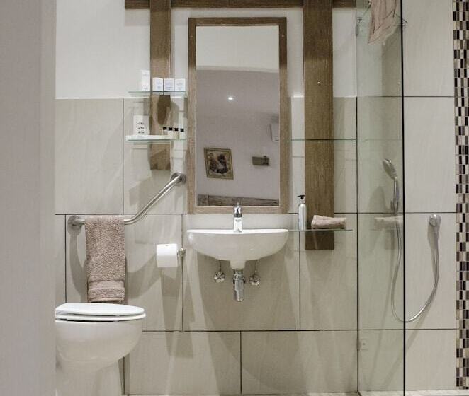 膳宿费 Somerset View Guest House