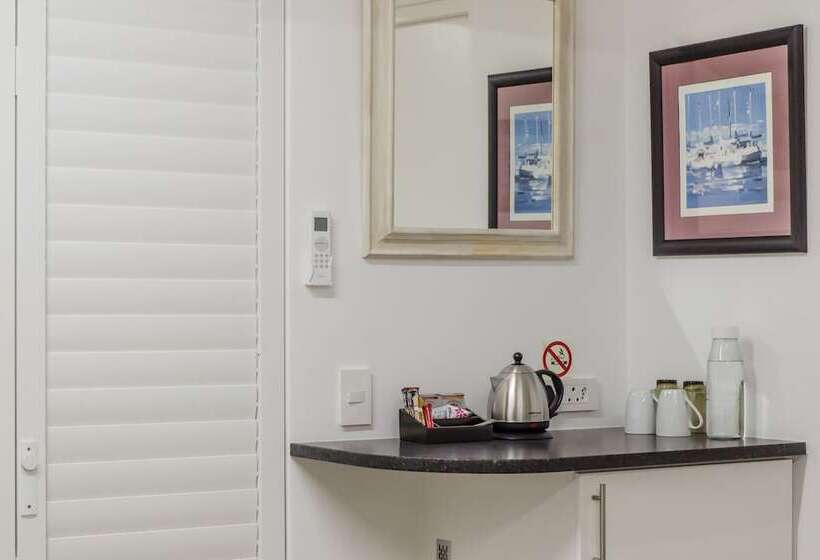 膳宿费 Somerset View Guest House