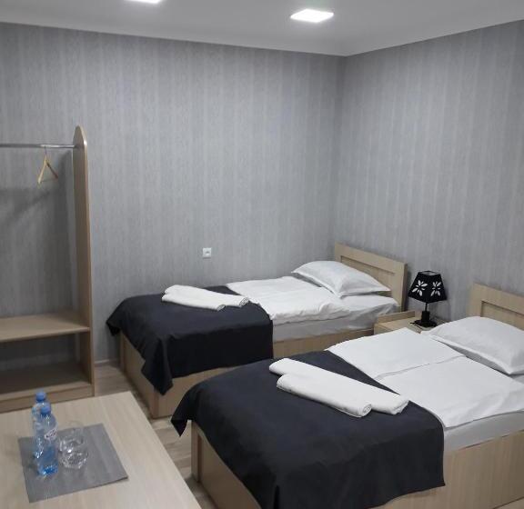 پانسیون Vardzia