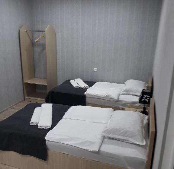 پانسیون Vardzia