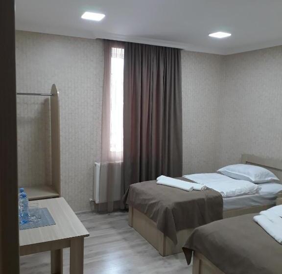 پانسیون Vardzia