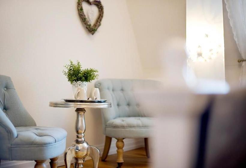 膳宿费 Villa Geriwada