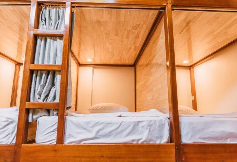 هاستل Chi Homestay #4