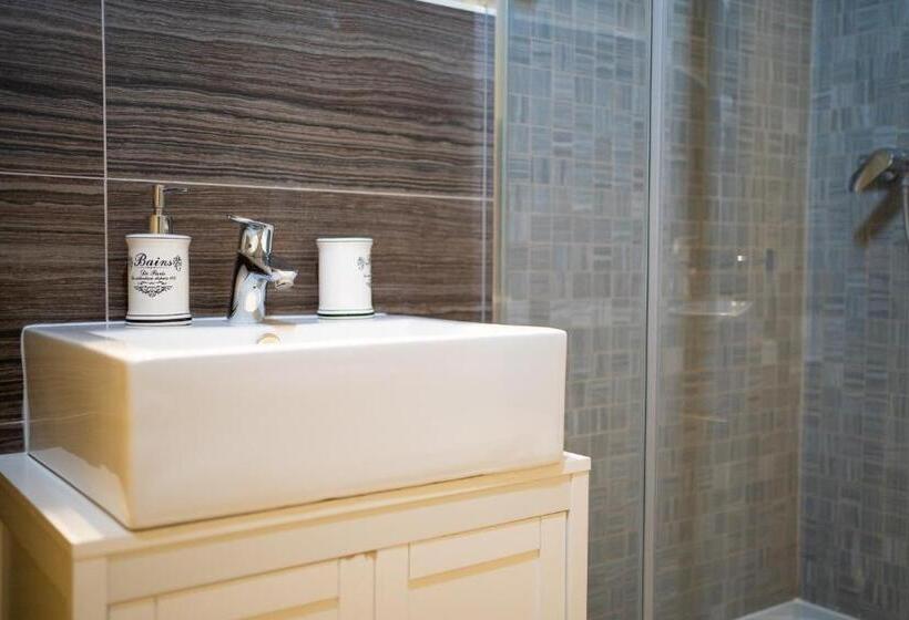 هاستل Patrick's Pub