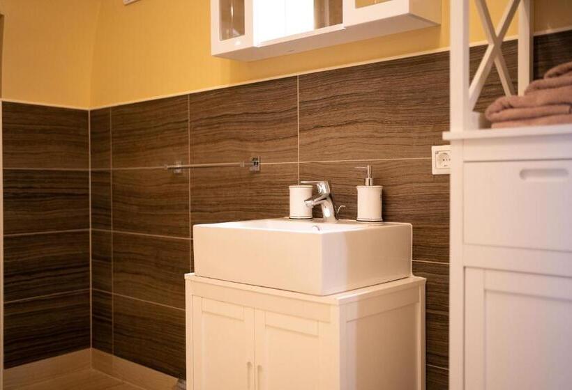 هاستل Patrick's Pub