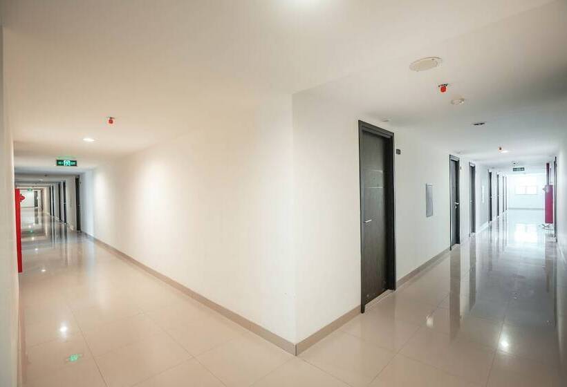 هتل Flagship 728 Baileys Apartment