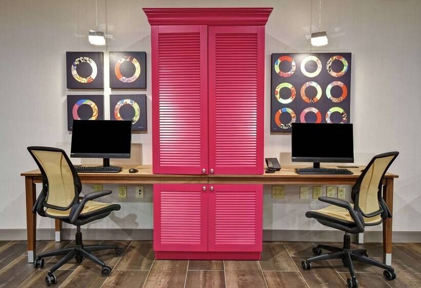 ホテル Home2 Suites By Hilton Birmingham Fultondale