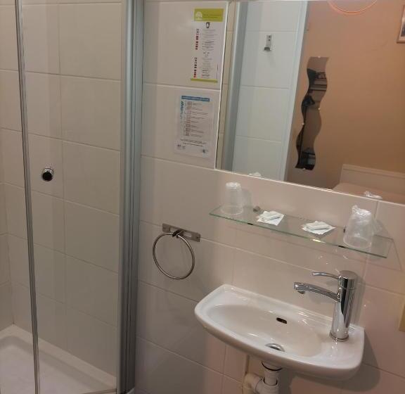 Отель Hôtel De France La Teste Arcachon