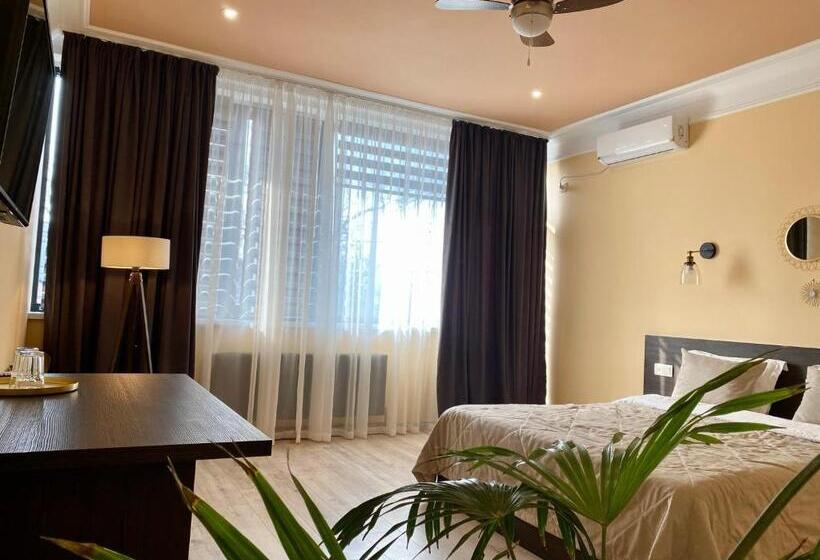 هتل Marco Polo, Cahul