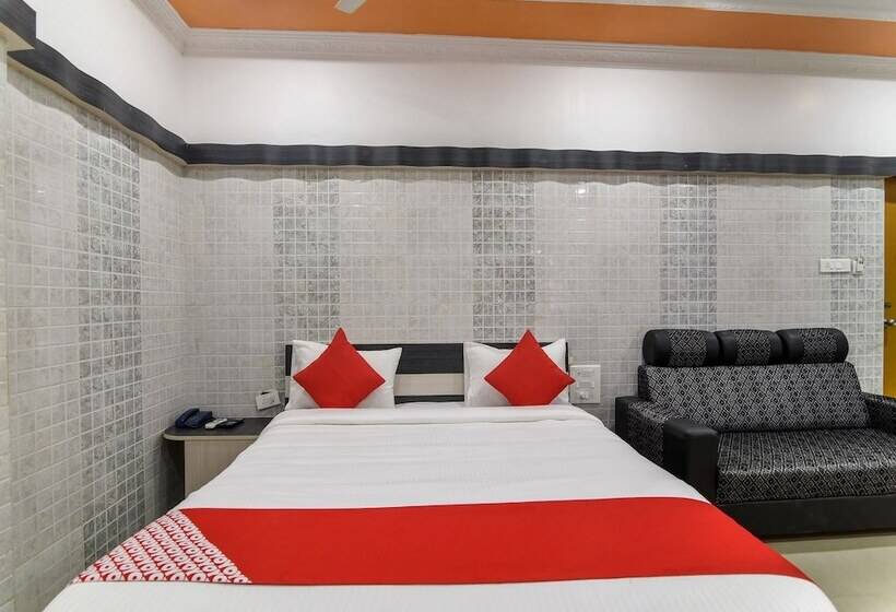 Hotel Oyo 30545  Jeevan Park