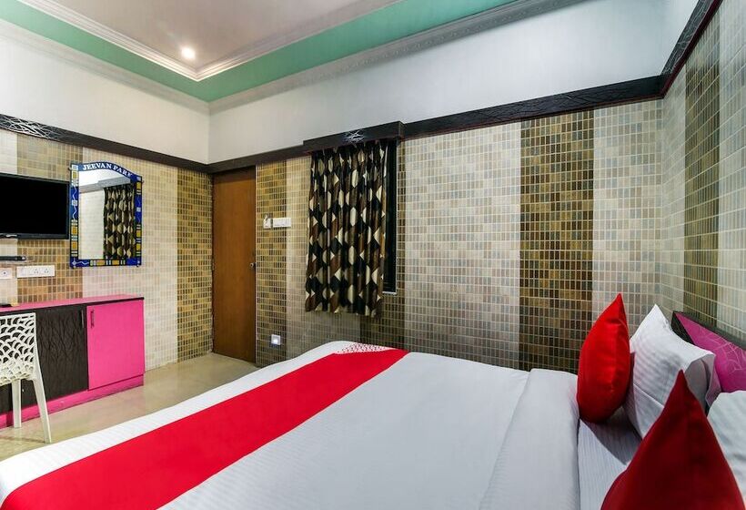 Hotel Oyo 30545  Jeevan Park