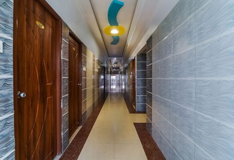 Hotel Oyo 30545  Jeevan Park