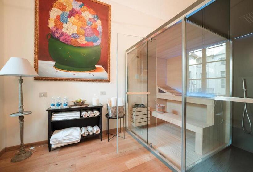 فندق Royal Palace