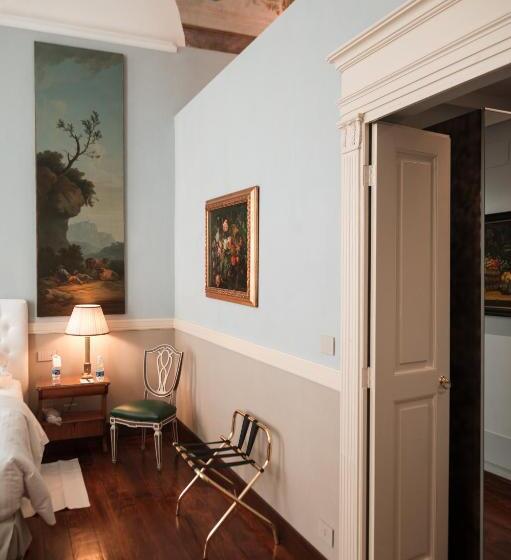 فندق Royal Palace