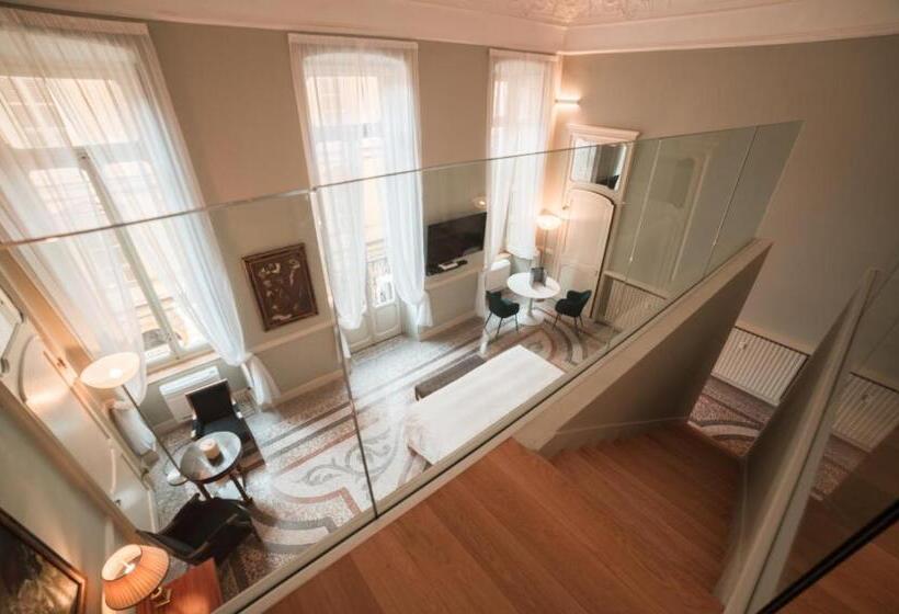 فندق Royal Palace