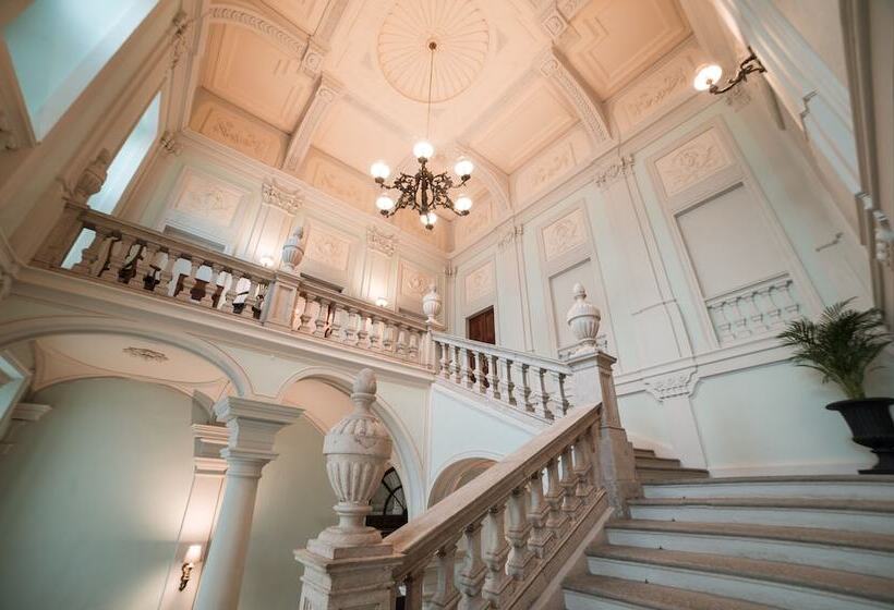 فندق Royal Palace