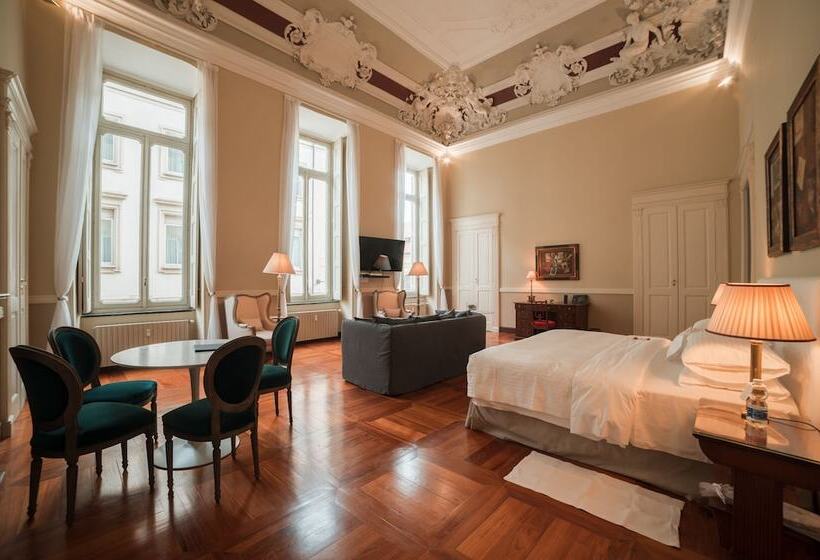 فندق Royal Palace