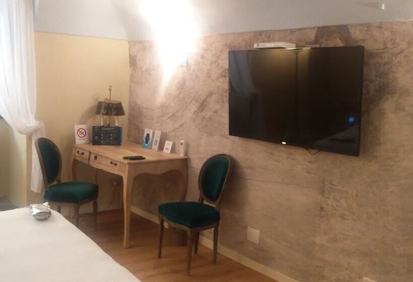 فندق Royal Palace