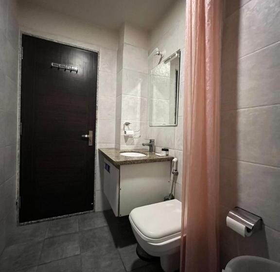 Отель Shri Radha Nikunj Opposite Prem Mandir