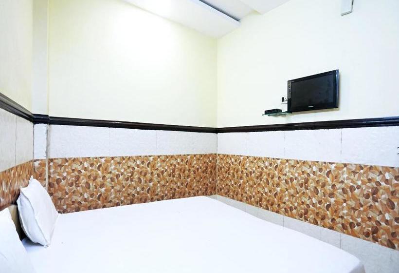 酒店 Spot On 37452 Kataria Guest House