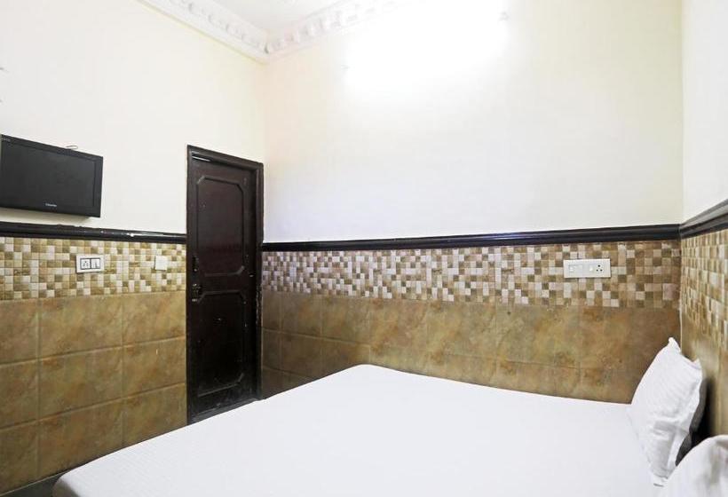 酒店 Spot On 37452 Kataria Guest House