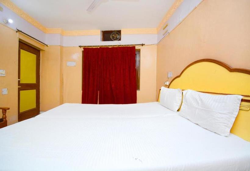 فندق Spot On 37861 Locham Guest House