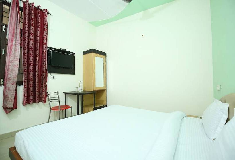 فندق Spot On 38121 Sunshine Lodge