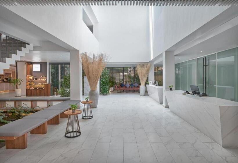 Baitong Hotel & Resort Phnom Penh