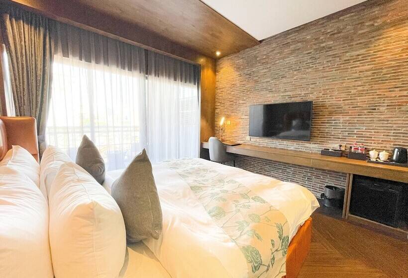 Baitong Hotel & Resort Phnom Penh