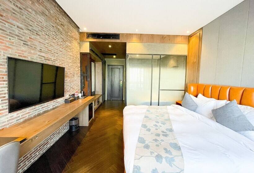 Baitong Hotel & Resort Phnom Penh