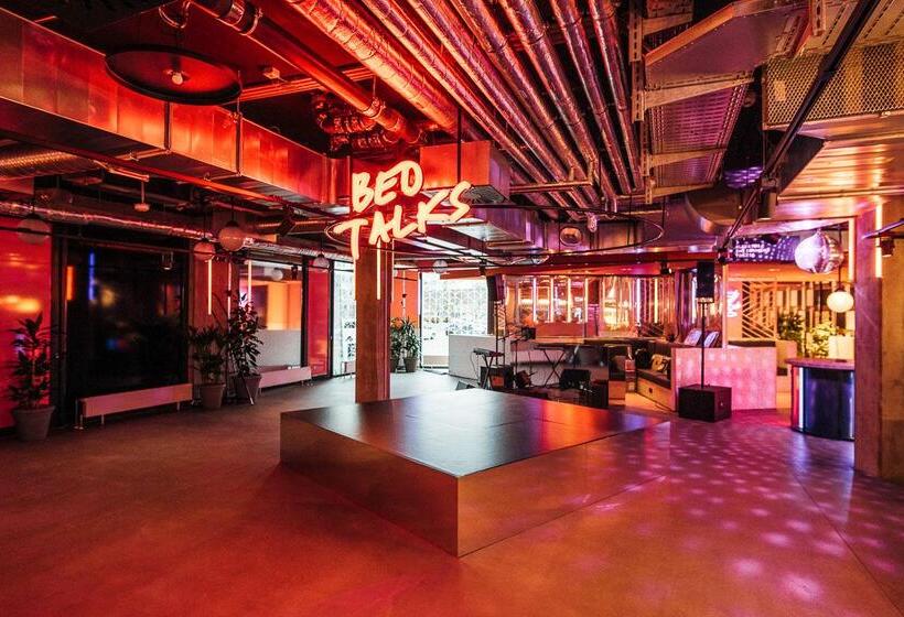 هتل The Social Hub Berlin Alexanderplatz